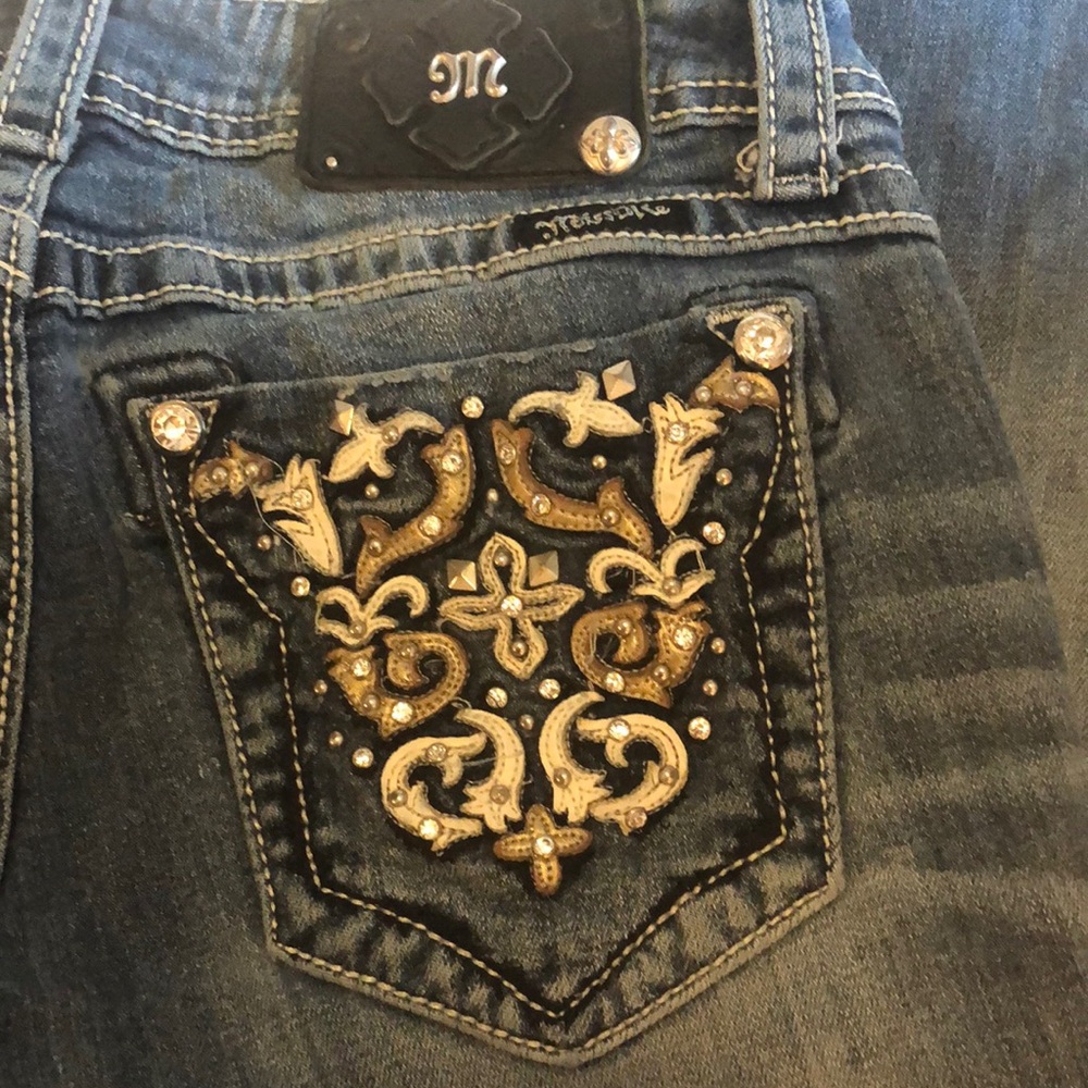 Miss me cuffed capri size 28